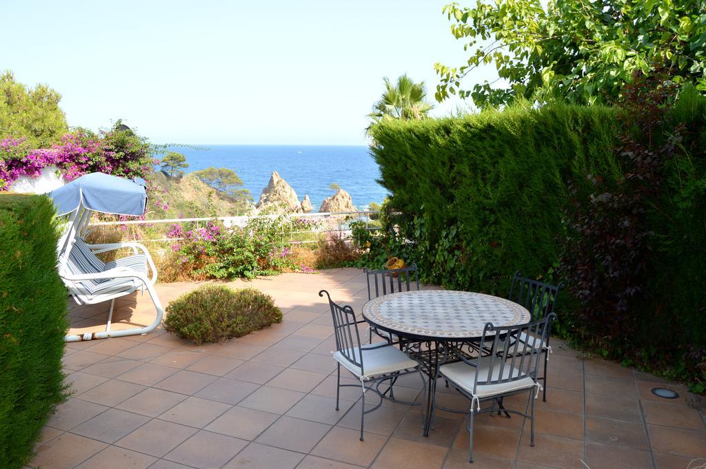 Villa Blanca Paloma - Holiday House à Tossa de Mar Chambre photo
